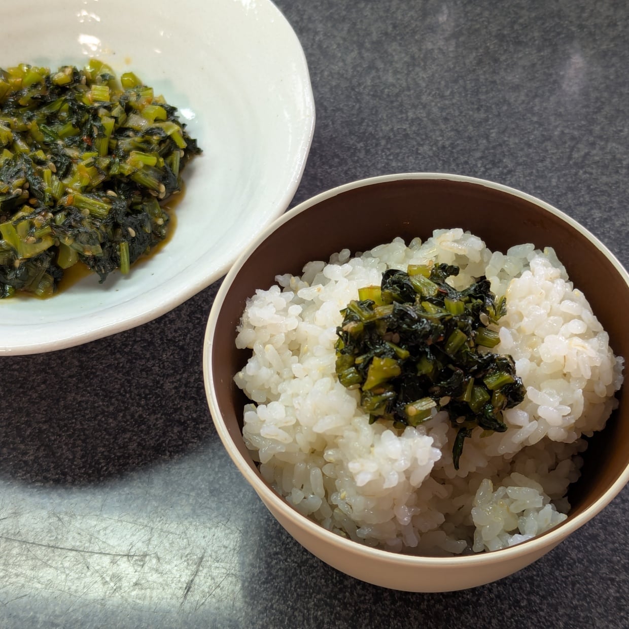  「小松菜」はふりかけに。野菜がたっぷり食べられる甘辛レシピ 