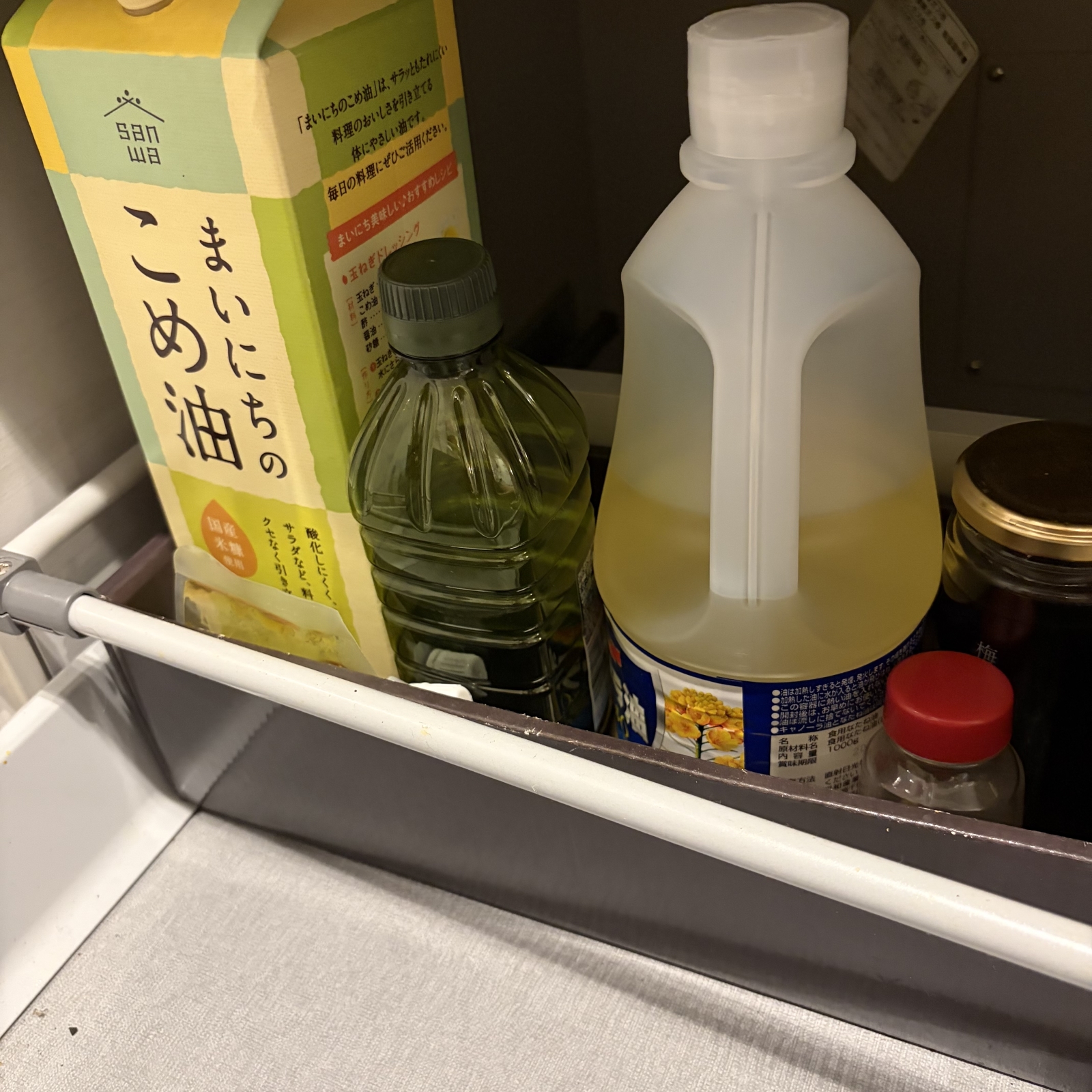 キッチン下収納の汚れ防止や整理整頓に！