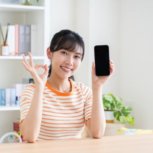 【iPhone】夏休み中の通信量が気になる。見直すだけで節約につながる便利設定「旅行前に確認する」