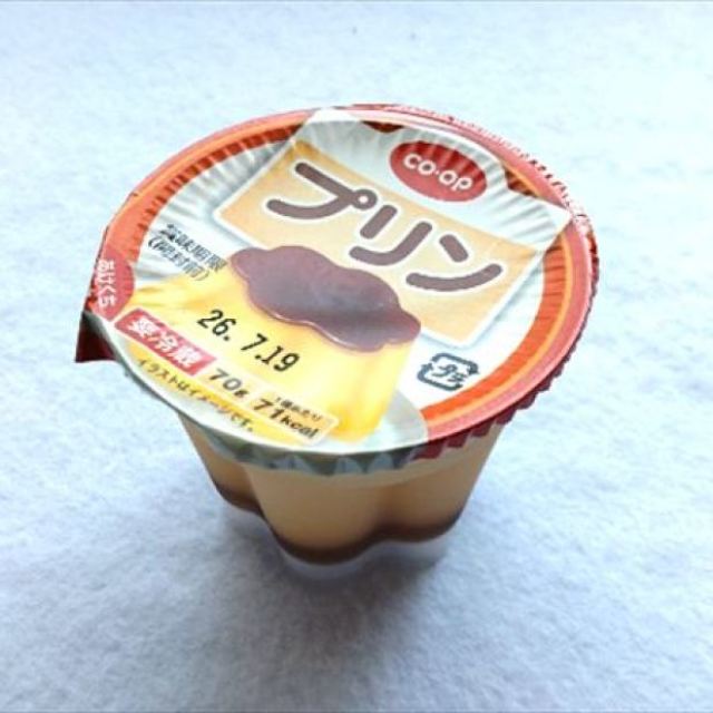  プリンの空き容器に入れてみたら「整理できた」「引き出しに置いておきたい」【便利な活用術3選】 