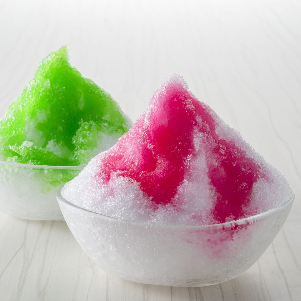  いちごもメロンも実は同じ？「かき氷シロップ」の【まさかの常識】「全然違うと思ってた」「比べてみる」 