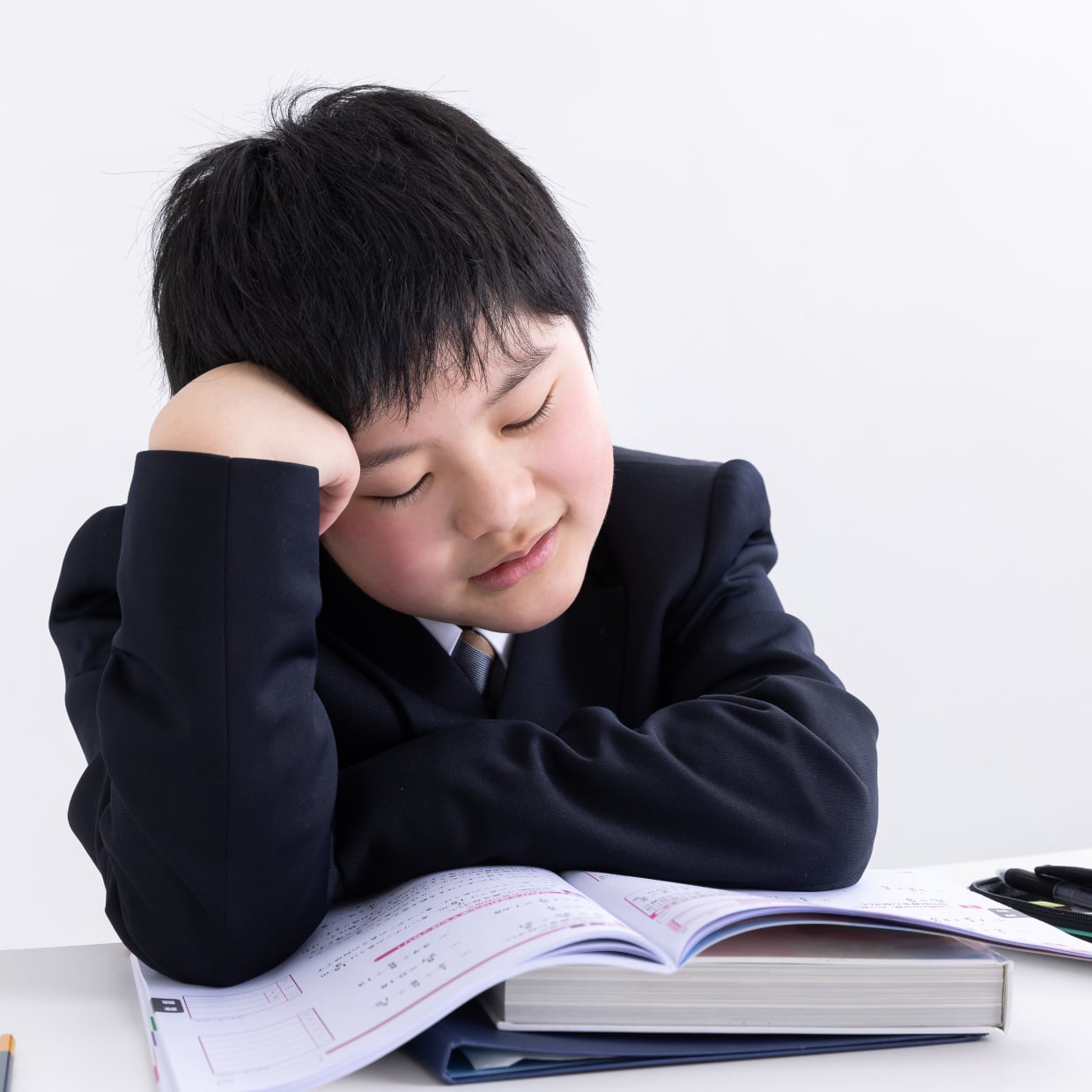  子どもの集中力が続かない原因は机の位置？風水師・一級建築士が教える【家のNGポイント2つ】 