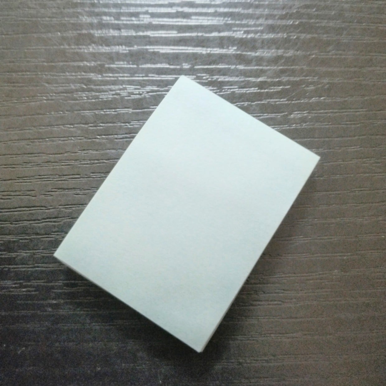  ガムを包むだけじゃない。ガムボトルの「小さな紙」が買い忘れに役立つ【3つの活用術】 