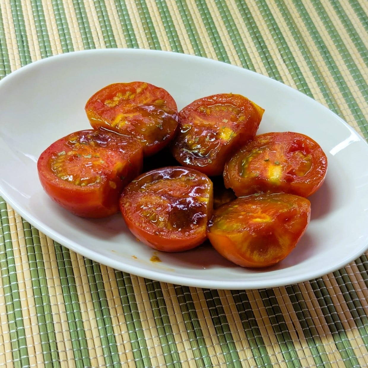  もう「トマト」は生で食べない。箸が止まらない簡単おかず「旨味が引き立つ」 