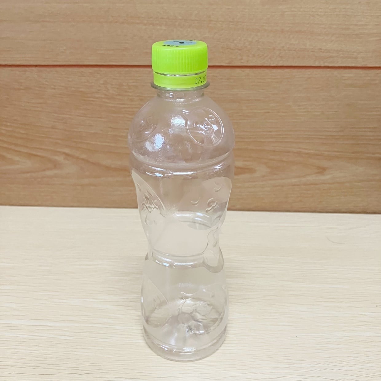  凍らせた「ペットボトル」をコロコロ。私が試した夏の風呂上がりの"ひんやりアイデア"「気持ちいい」 