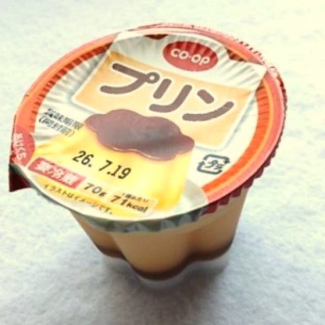  プリンのカップに入れて正解でした！「大きさが絶妙」「キッチンがごちゃつかない」【便利な活用術3選】 