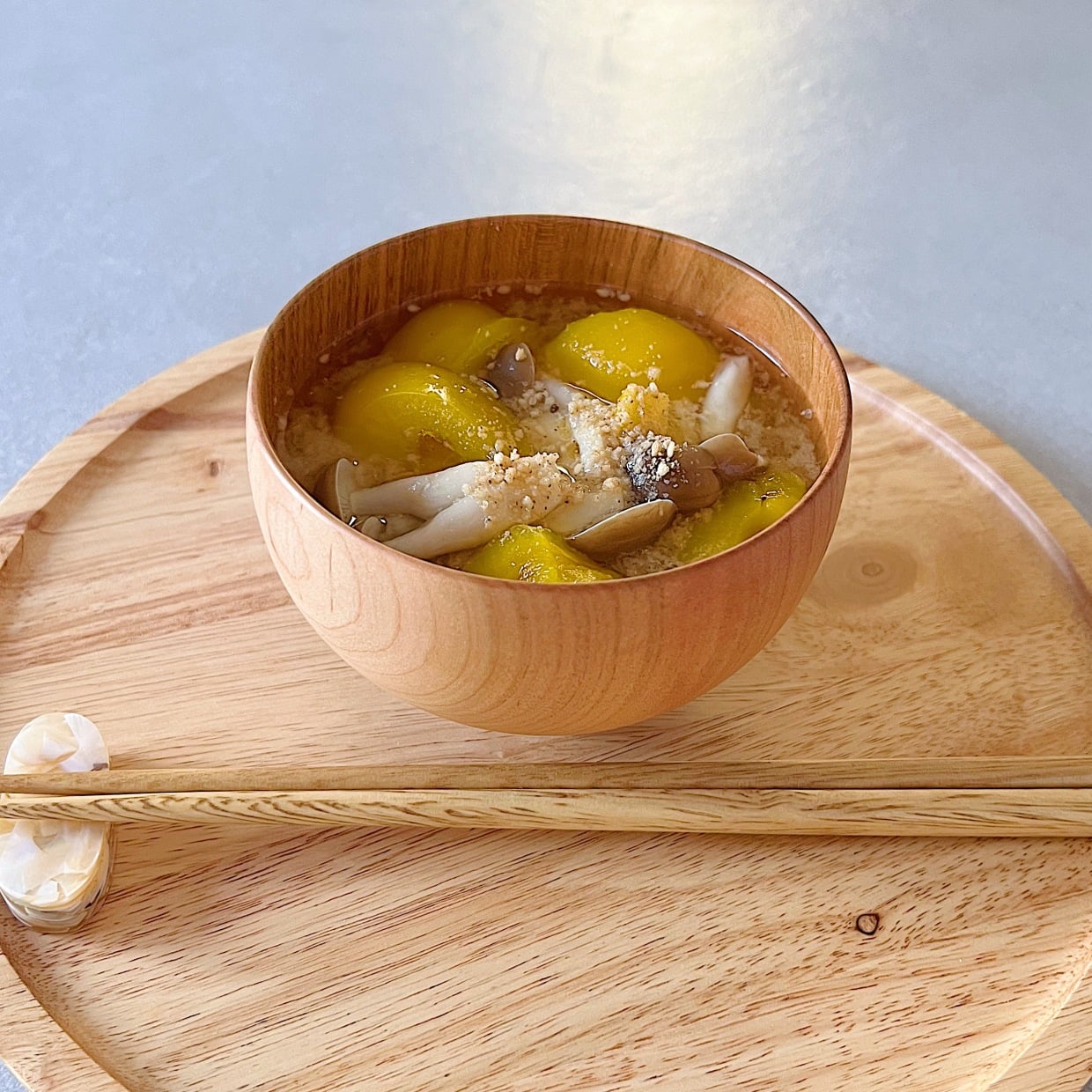  夏の終わりの「みそ汁」に2つ入れるだけ！朝から腸がよろこぶレシピ｜発酵食品マイスターが解説 