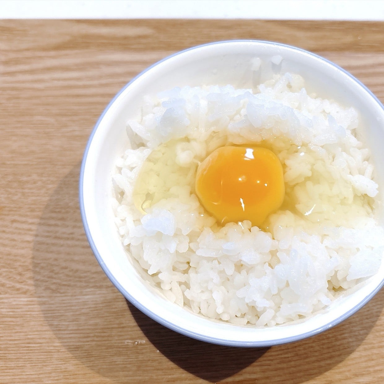  実際にハマって数日食べ続けた。いつもの「卵かけごはん」に小さじ1プラスする“磯の香り”感じる食材 