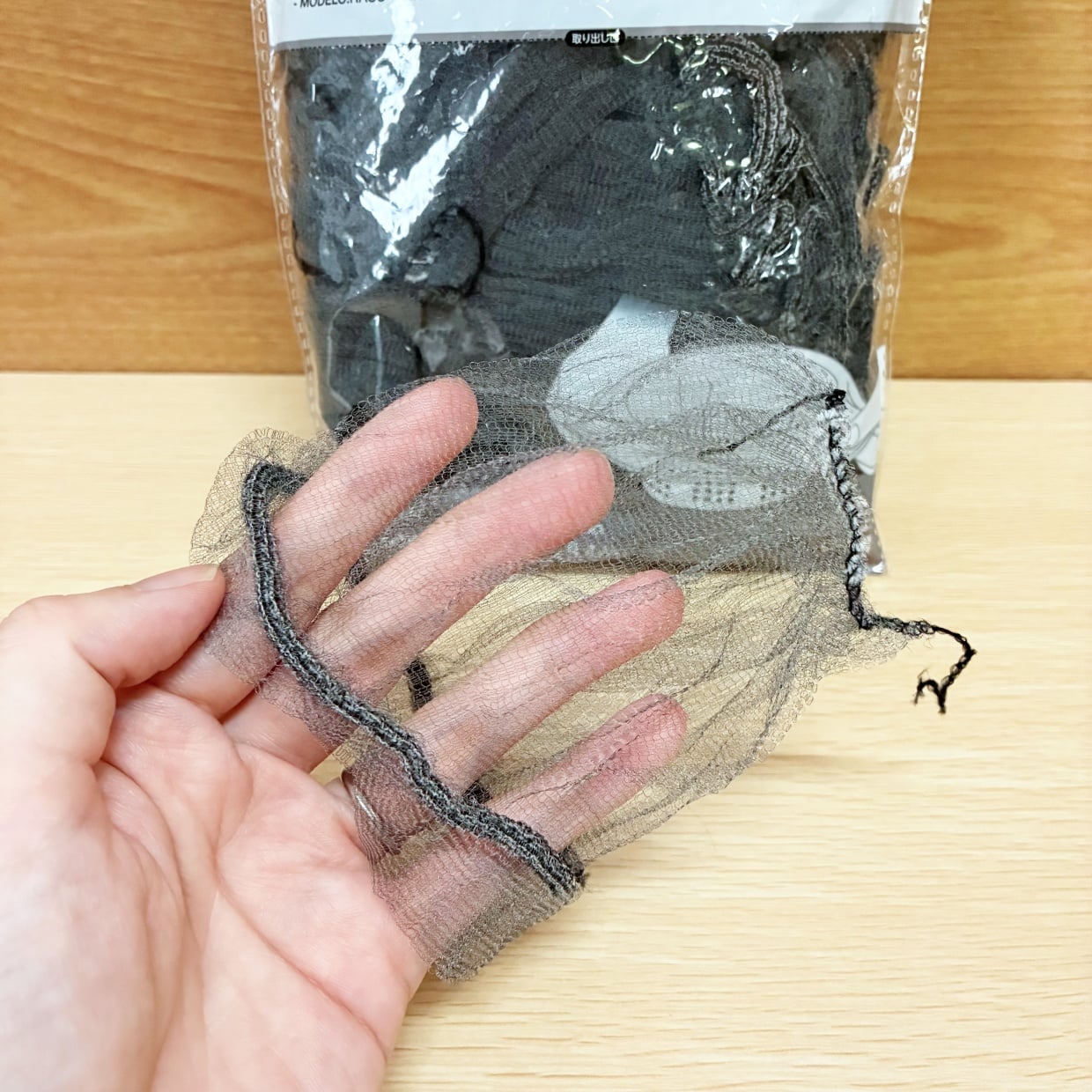  大容量で余りがちな「水切りネット」を排水口や三角コーナー以外で活用してみた【モコモコ泡で予洗い】 