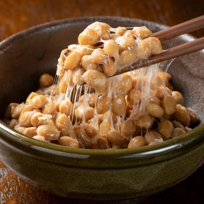 いつもの「納豆」に3つ入れるだけ！食物繊維もとれる「腸がよろこぶ」サラダ