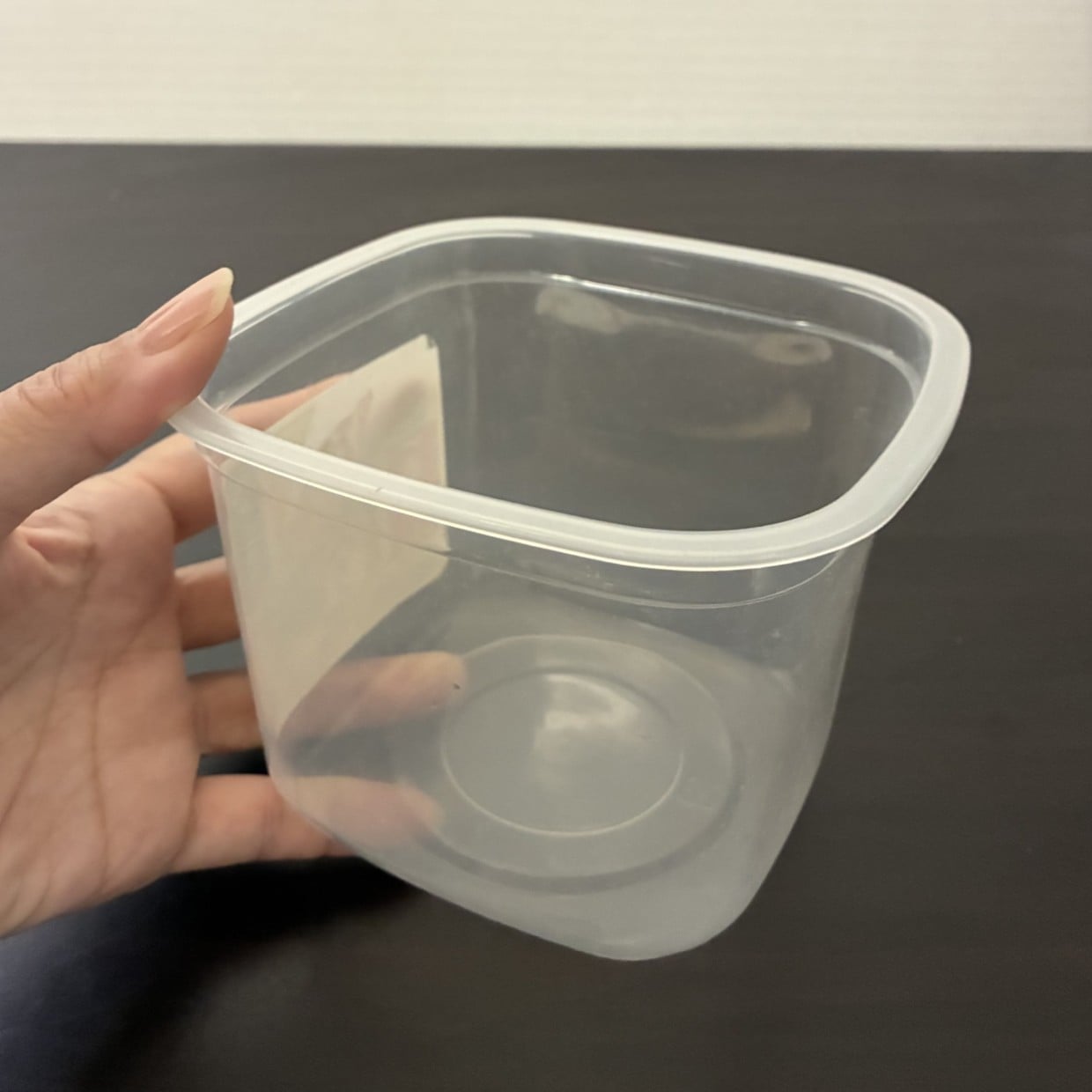  空き容器ストックして正解！「味噌の空き容器」がベタつき解消の救世主だった「使い勝手がぐんとアップ！」 