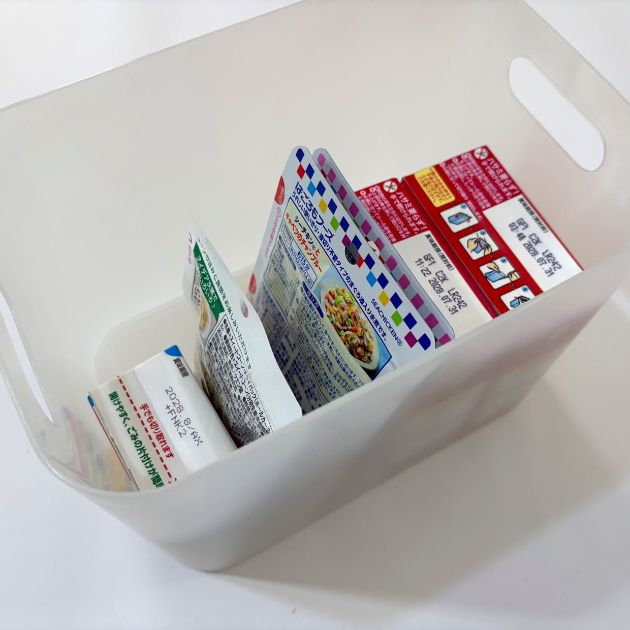  「缶詰から変えてよかった！」「メリット多い」わが家が欠かさない「パウチ・紙容器のストック食品3選」 