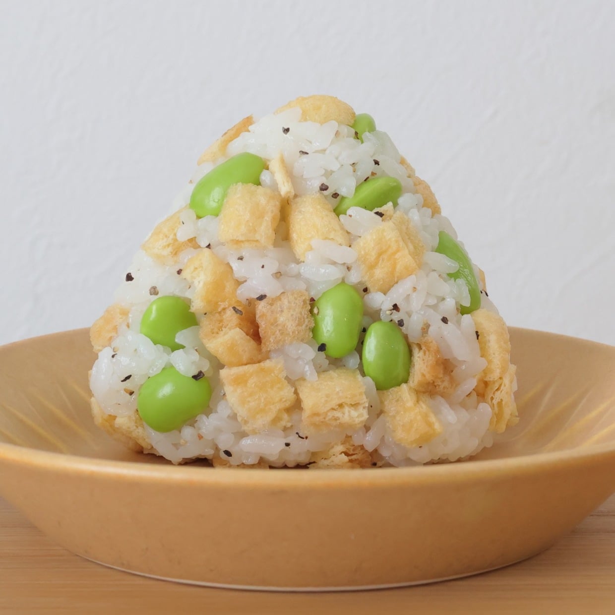 朝「おにぎり」に混ぜるだけ！たんぱく質がたっぷりな2つの食材「5分でできる」 