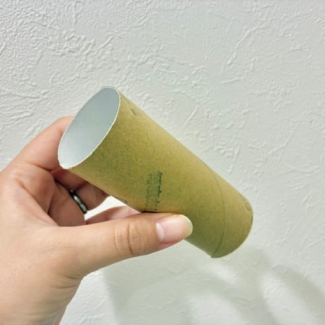 半信半疑で試したら…「トイレの鍵が開かない」→万が一の閉じ込め時に役立つ【10秒でできる裏ワザ】 