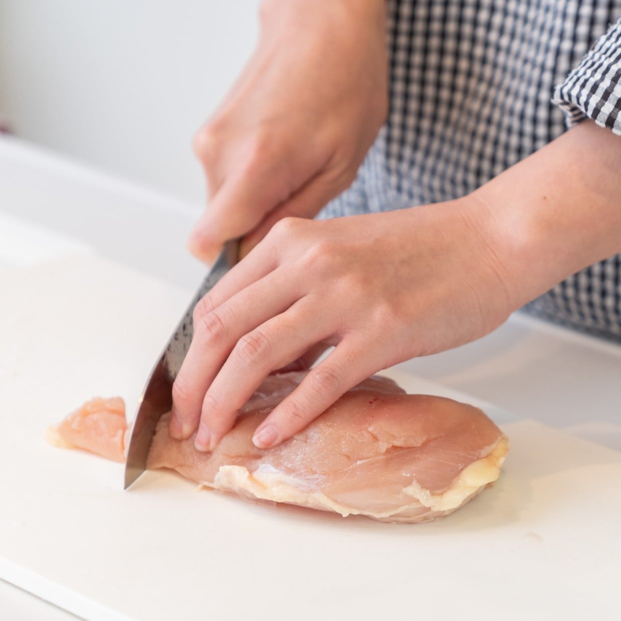  5人家族で月の食費3万円台を実現する。安さも食べ応えも叶える「鶏むね肉」がメインのおかず3つ 