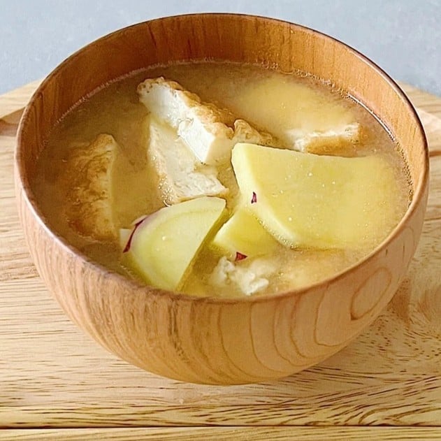  いつもの「みそ汁」に2つ入れるだけ！食物繊維・たんぱく質がとれる、睡眠を支えるレシピ 