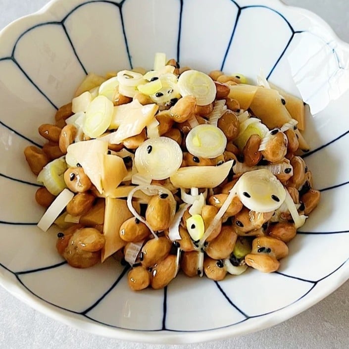 朝「納豆」に2つ混ぜるだけ！噛むことを意識した健康レシピ｜発酵食品マイスターが解説 