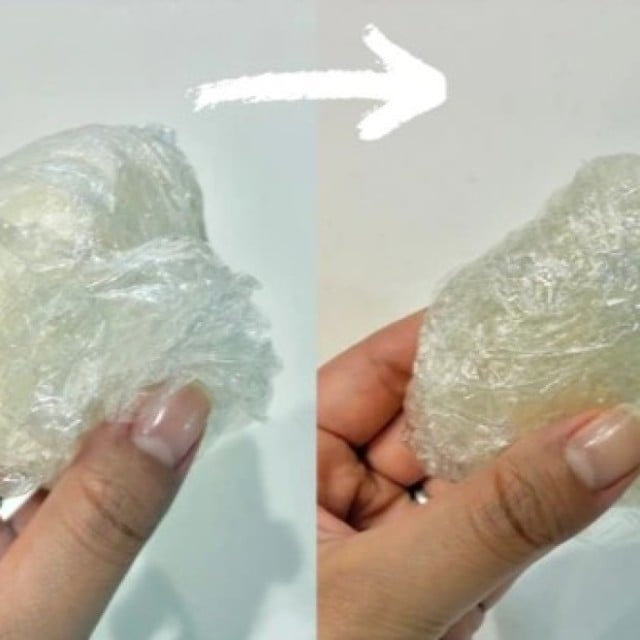  握ってもラップが浮いてこない！明日のお弁当作りで役立つ【ラップでおにぎりをきれいに包む】便利ワザ 
