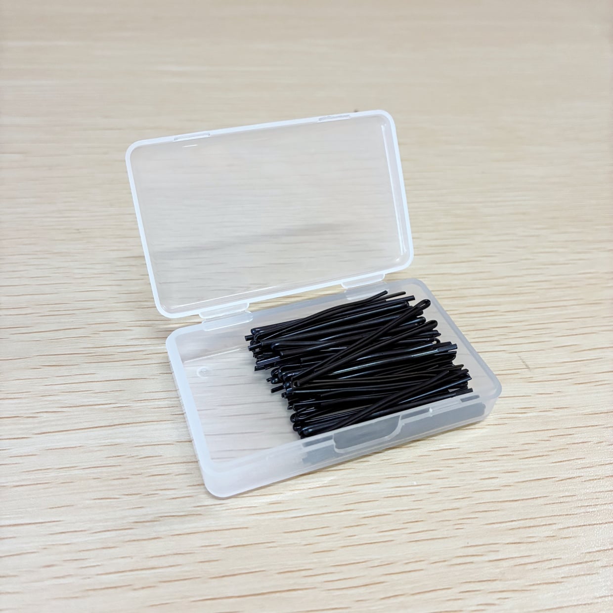  「挟んだり、通したり」髪留め以外にも使える「ヘアピン」で解決できた“3つの小さな困りごと” 