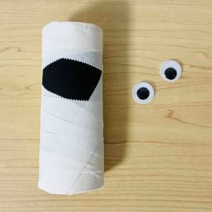 もらったらクスッと笑っちゃう。「くっつく包帯」がハロウィン用ギフトに大活躍「今から準備したい！」