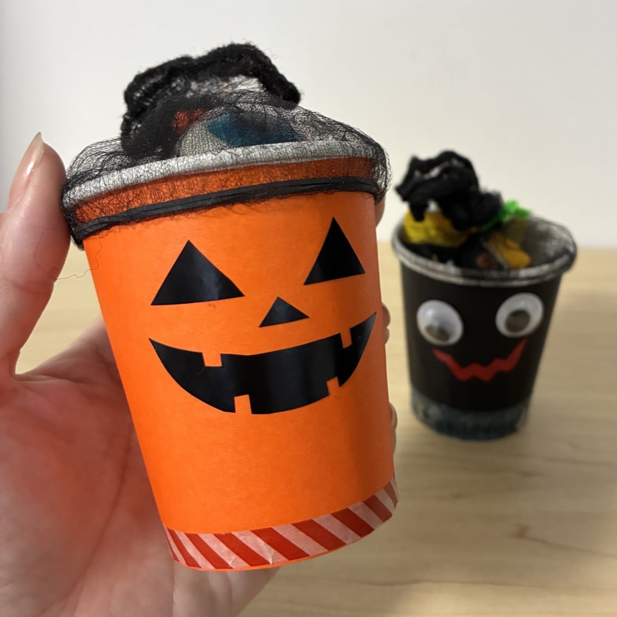  え!?紙コップと水切りネットには見えない！かんたん「ハロウィンラッピング」のつくりかた 