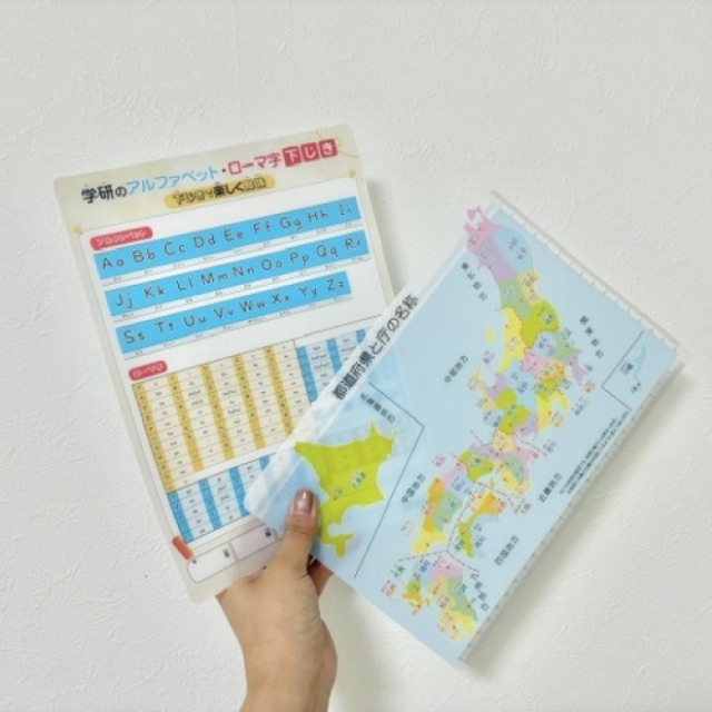知ったら手放せなくなるかも！家に眠る「下敷き」が家事のサポート役に？「首元からスッと抜くだけ」