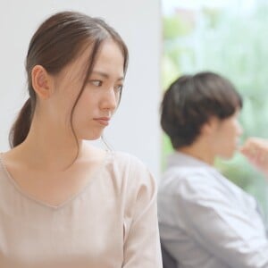 「聞いてないんだけど！」予定を言わない夫への“イライラの意外な正体”【夫婦の報連相】