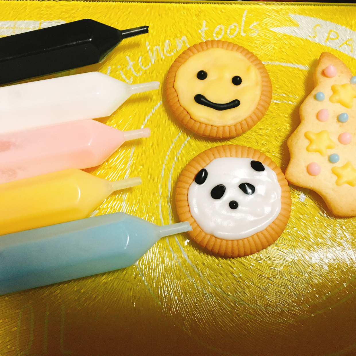  KALDIのアイシングペンなら不器用ママでも可愛いクッキーが作れる♡ 