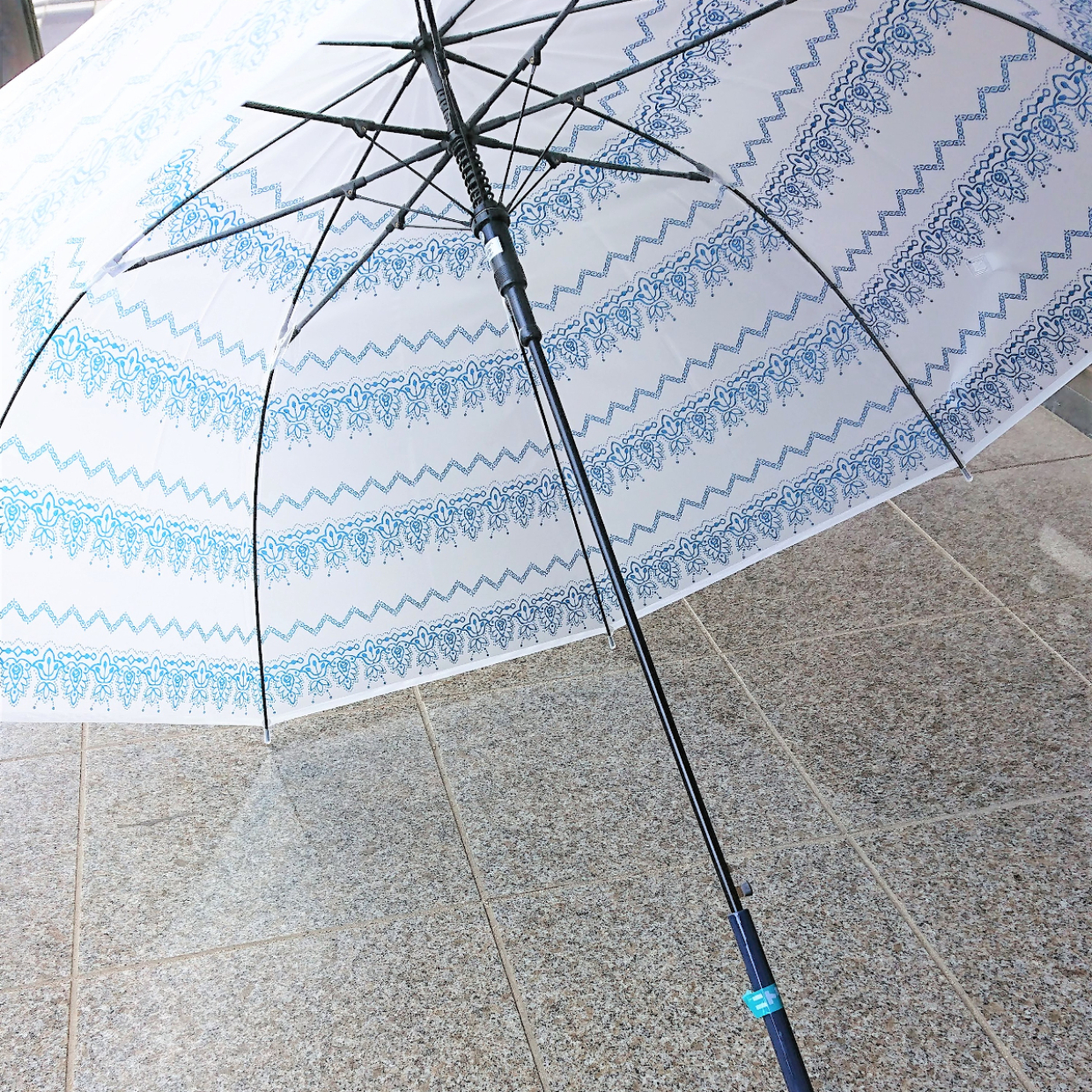  【ニトリ】ワンコイン以下！ ビニール傘より安いのにおしゃれなデザインな傘がオススメ 
