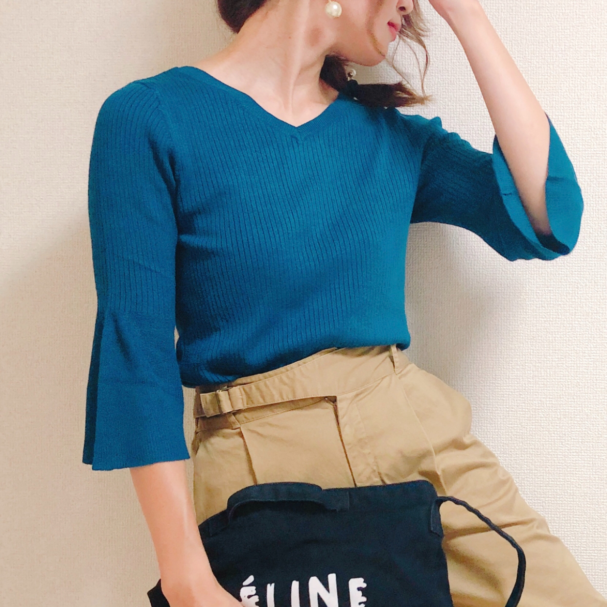 【GU新作】フレアな袖が大人可愛い♡リブ編みですっきりなニットが990円+税！ 