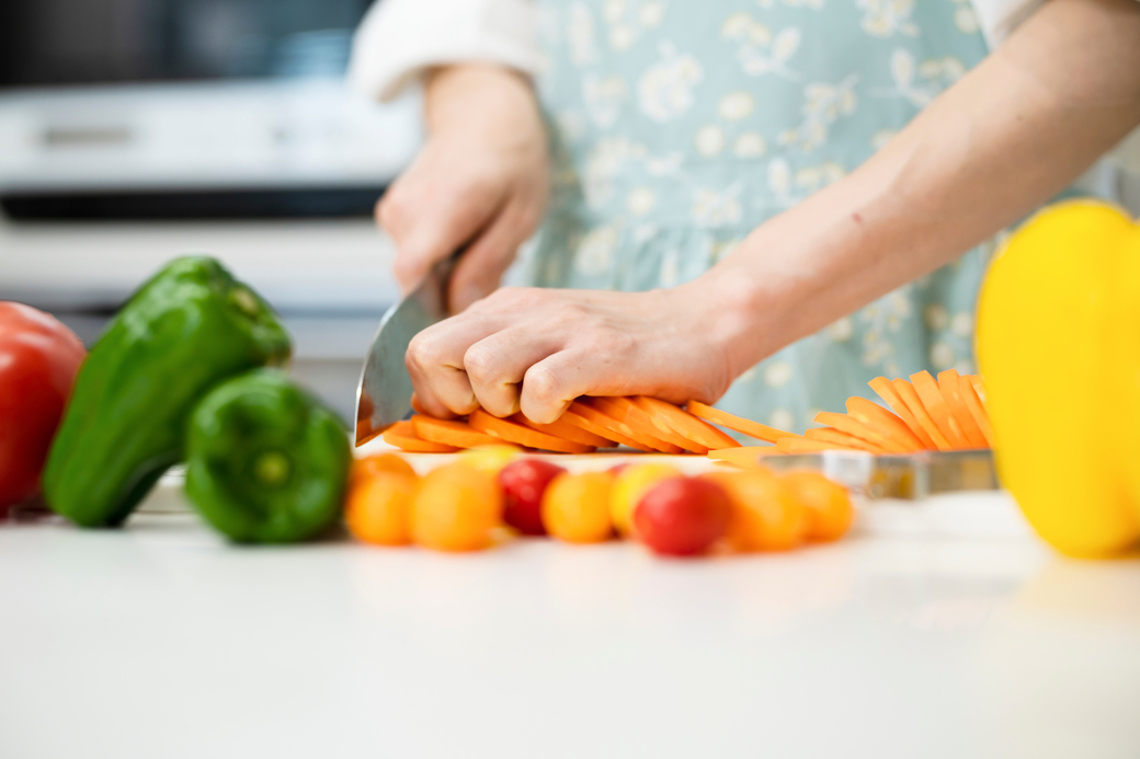 コバエや生臭いニオイを防ぐ!夏にやるべき「生ごみ問題解決術」
