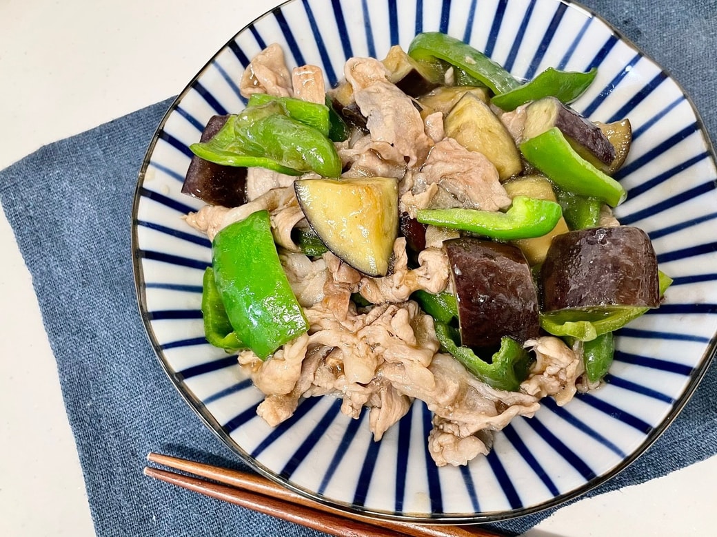 豚バラ肉と夏野菜の甘酢炒め