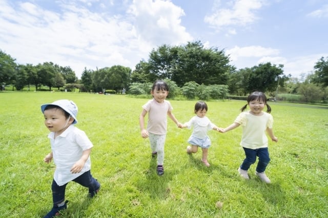 親子でおこなうはじめてのSST。「あいさつ」からやってみよう！