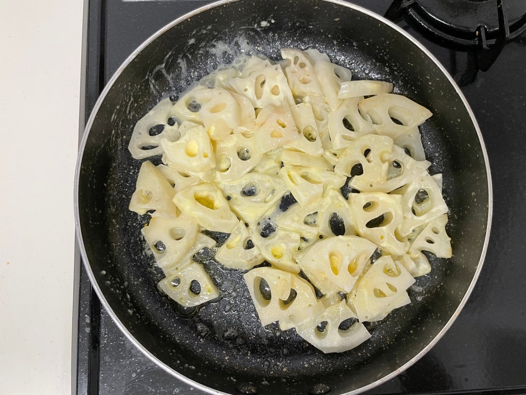 レンコンの青のりマヨ炒め