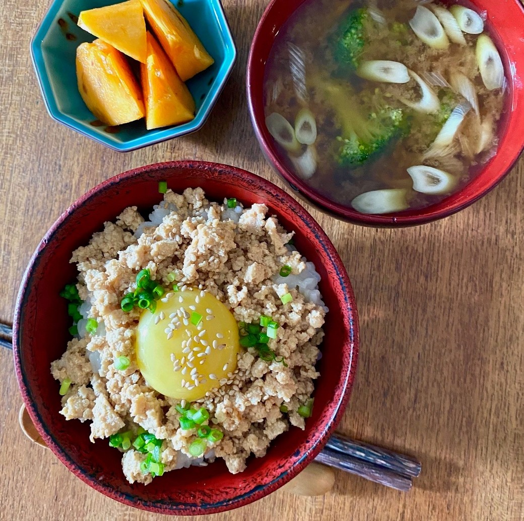 鶏そぼろ丼