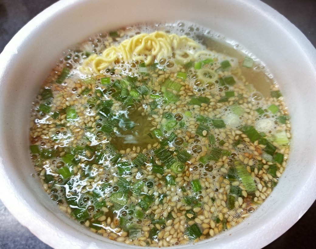 カップラーメン