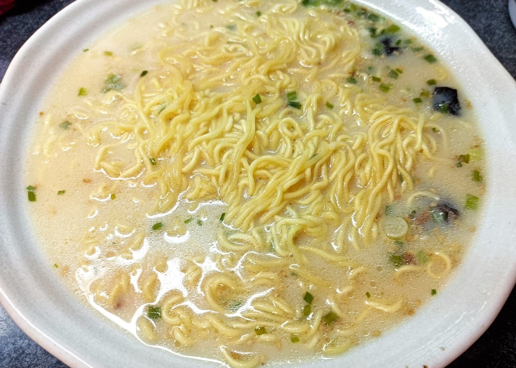 カップラーメン