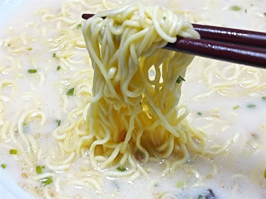 カップラーメン