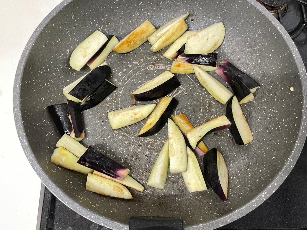 豚バラとなすの生姜焼き