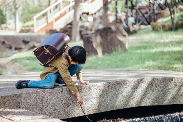 子ども　一人