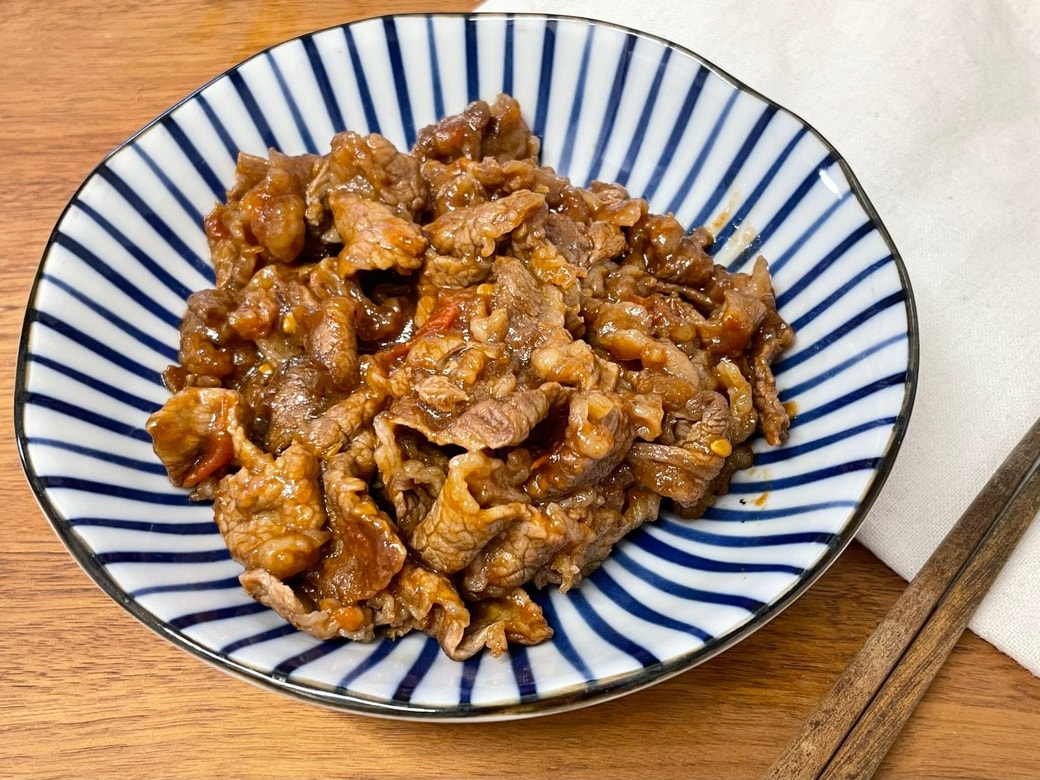 牛肉のトマトすき焼き風炒め