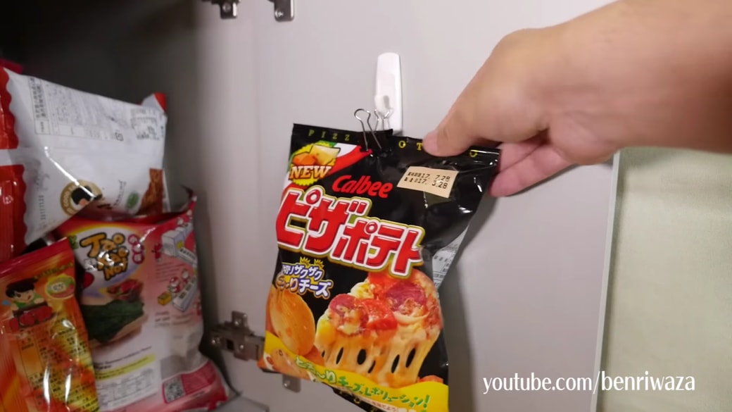 お菓子の収納