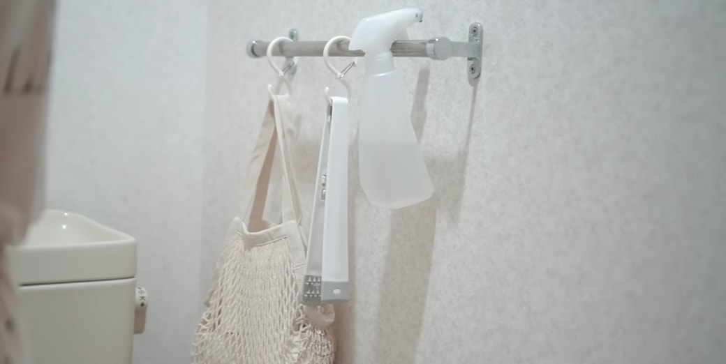 容器に入れ替えたトイレットペーパー