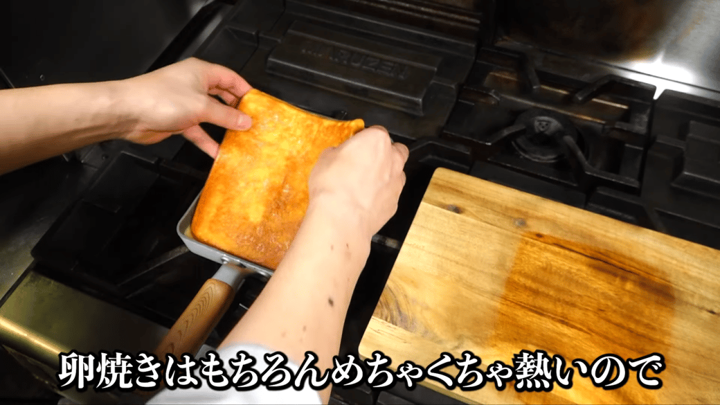 焼いた卵焼きを上にのせる