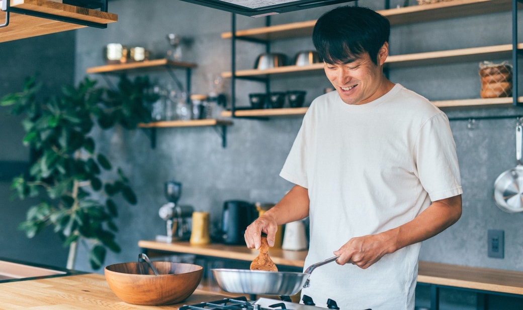 家事をする男性