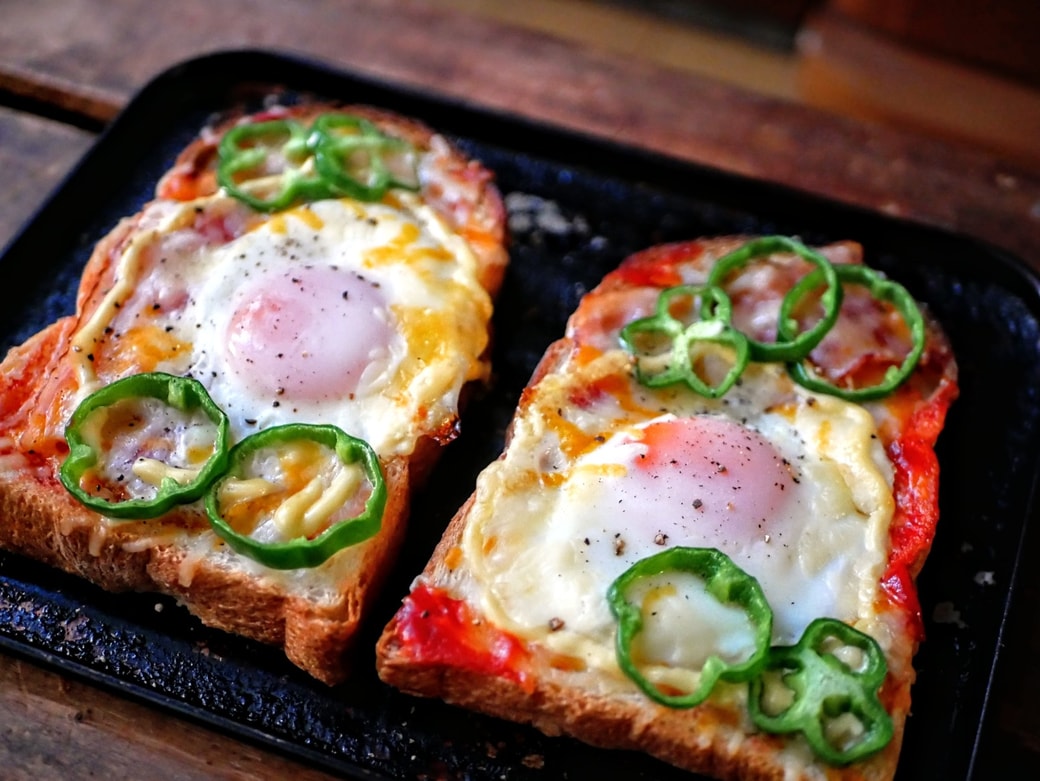 ピザトースト焼きあがったところ