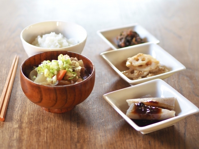 食物繊維が多いものから食べる