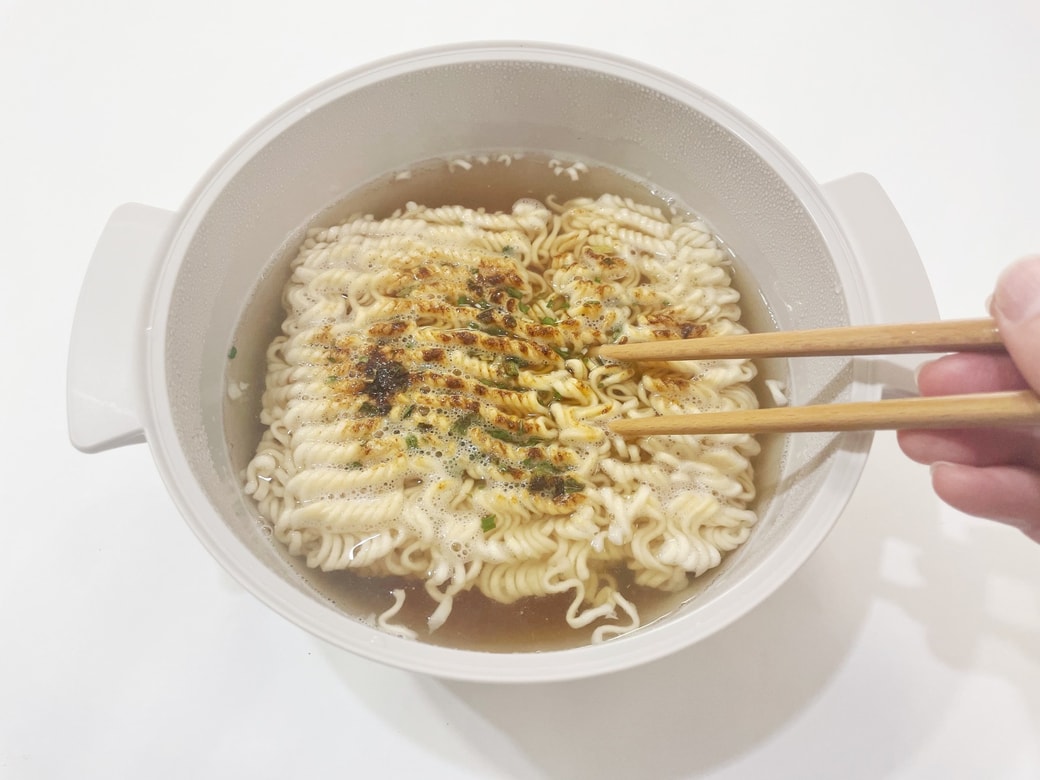 3COINS「ビストロヌードル」インスタントラーメン作り方4