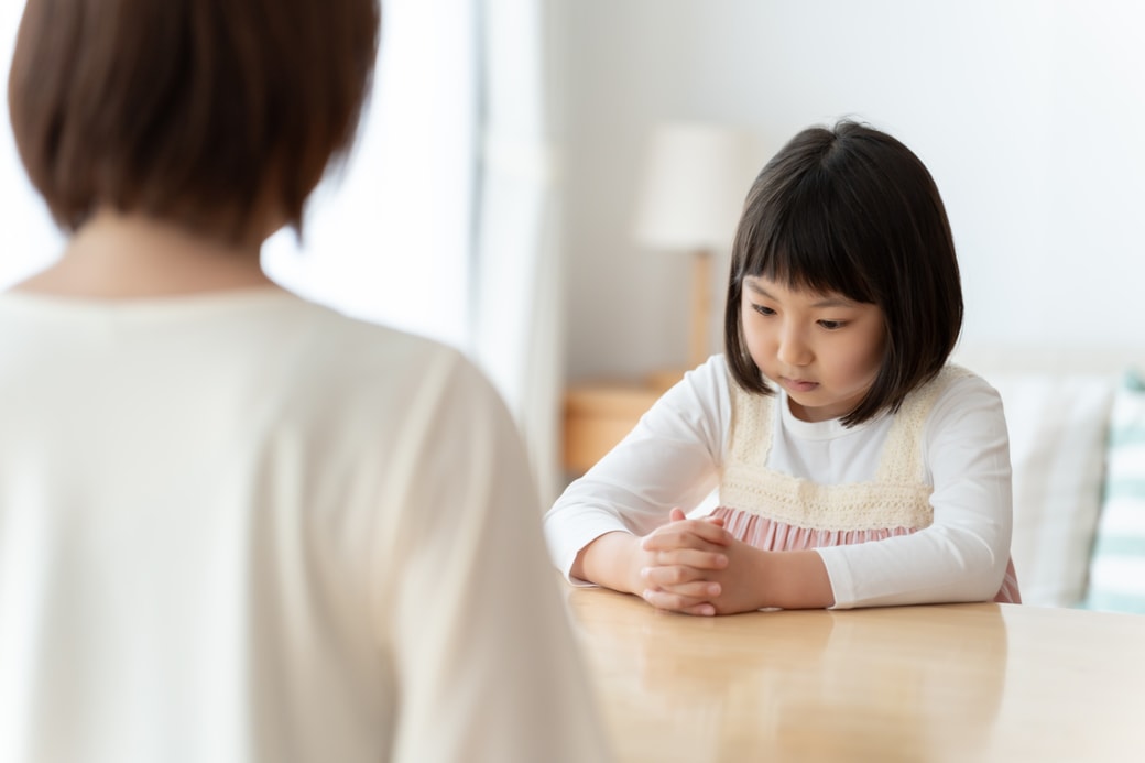 落ち込む子ども