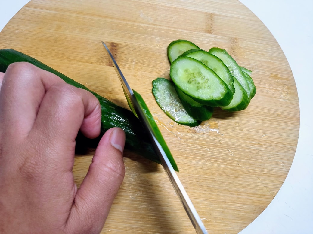 ワカメご飯の素で作るきゅうりの漬物